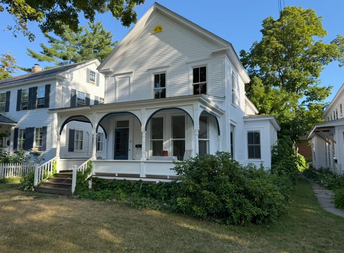 near 16 High Street Brandon, VT 05733 Property 2