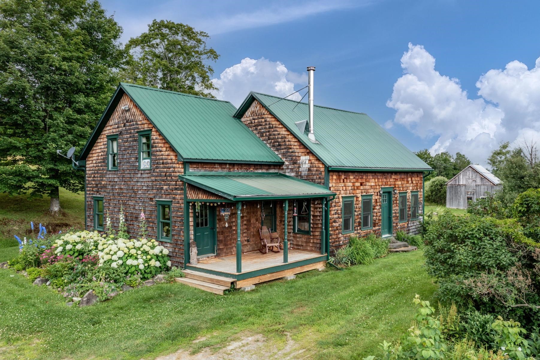 near 502 Beam Road Hyde Park, VT 05655 Property 1