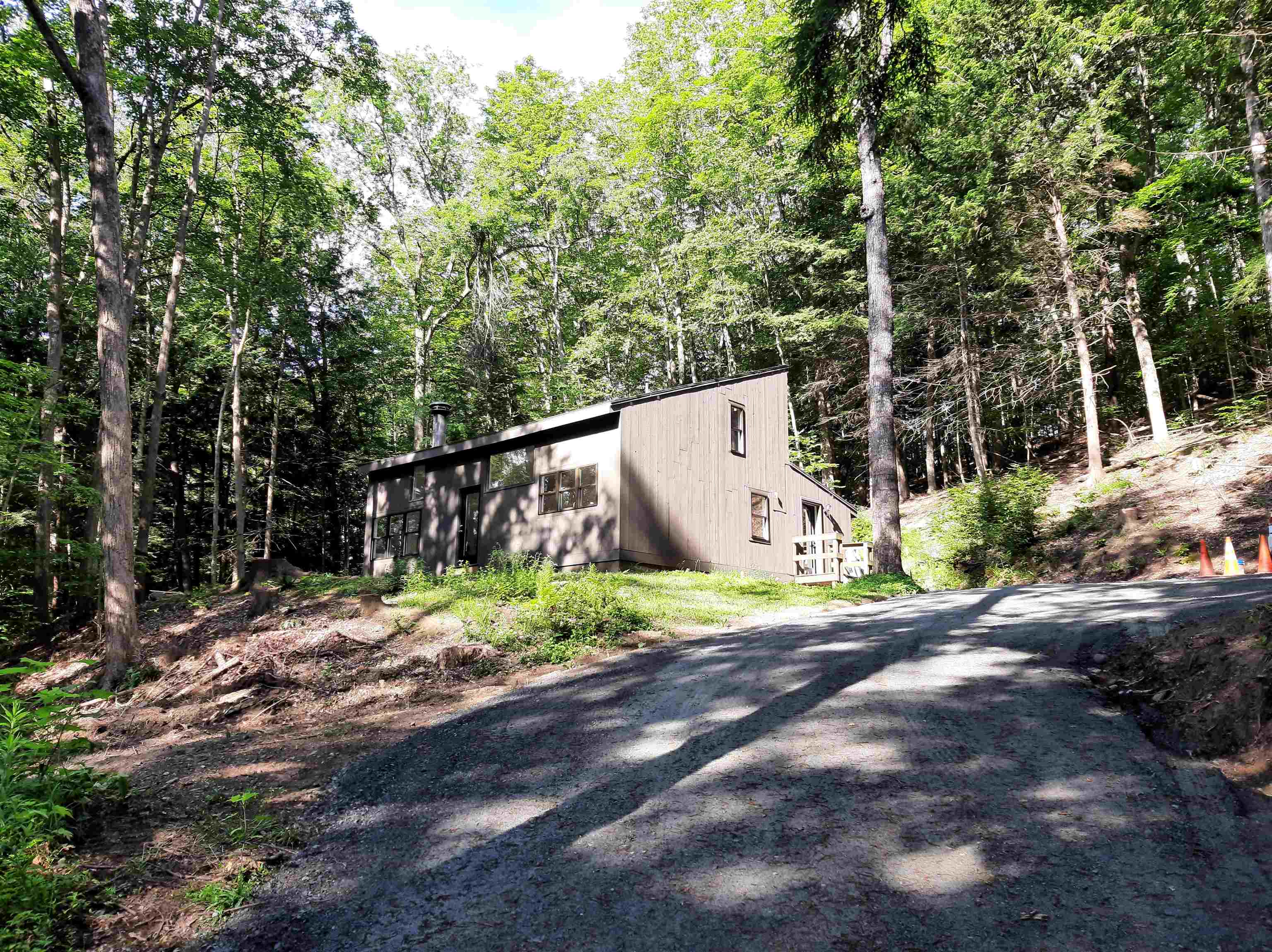 near 2032 Hartford Avenue Hartford, VT 05088-1042 Property 1
