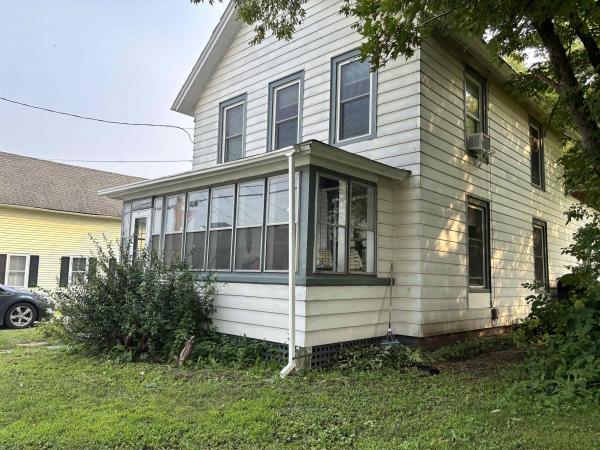 653 Main Street