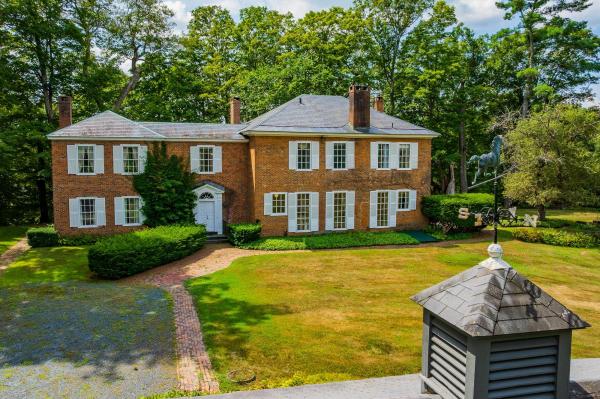 10 Bischoff Lane