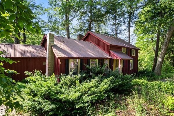 80 Grassy Brook Road