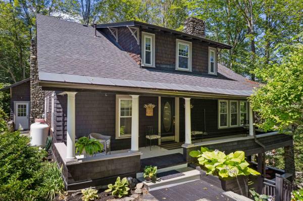 223 Hillcrest Terrace