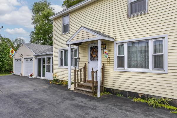 842 Main Street